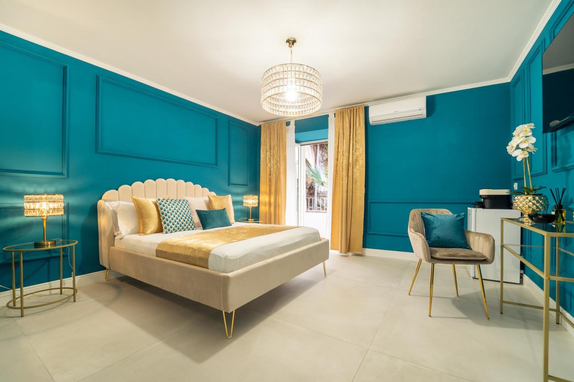Johnny'S Suites Taormina Beach Bay Exterior photo